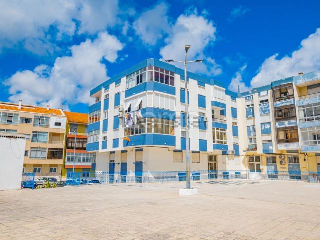 Apartamento, Amora