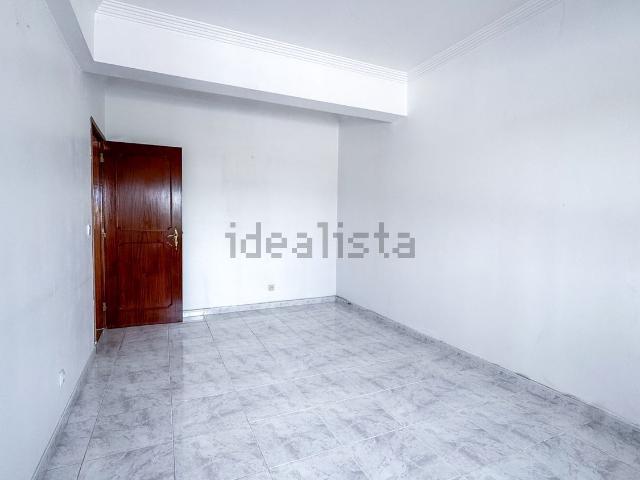 Apartamento, Amora