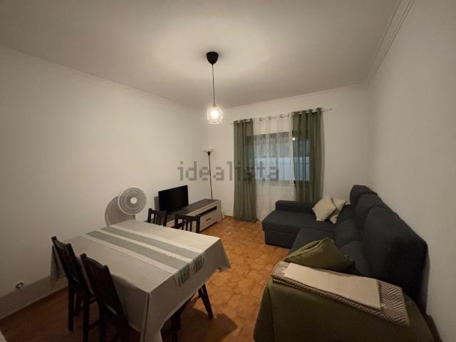 Apartamento, Amora