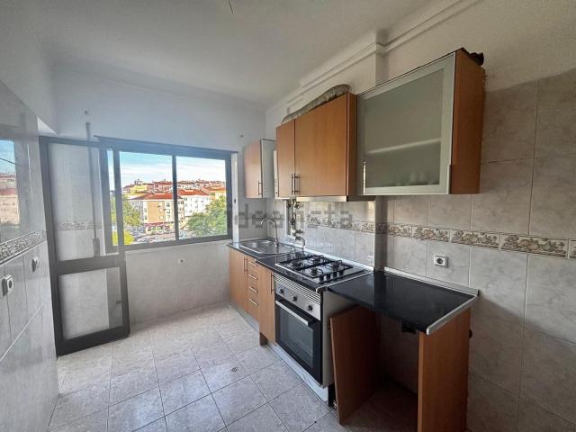 Apartamento, Amora