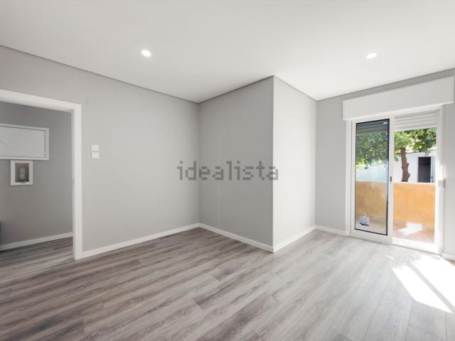 Apartamento, Amora