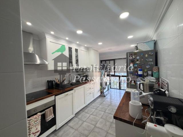 Apartamento, Amora