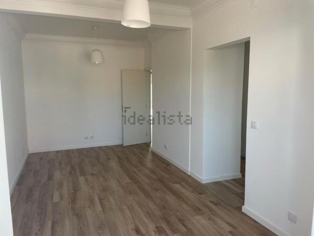 Apartamento, Amora