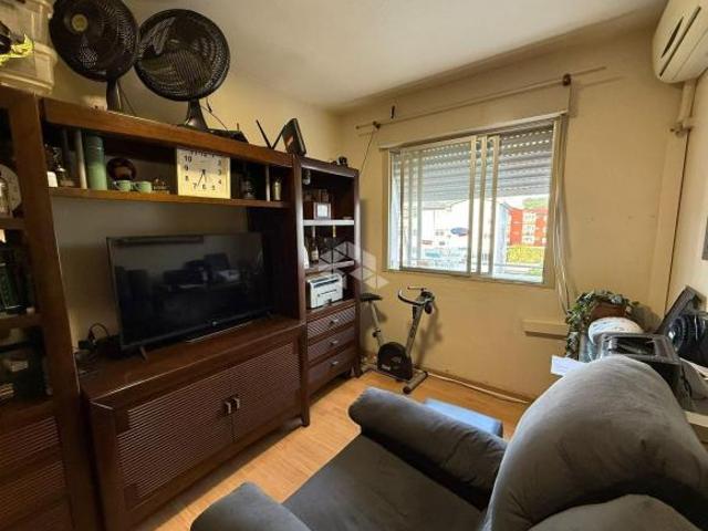 Apartamento amplo, 03 dormitórios, no Bairro Santo Inácio!