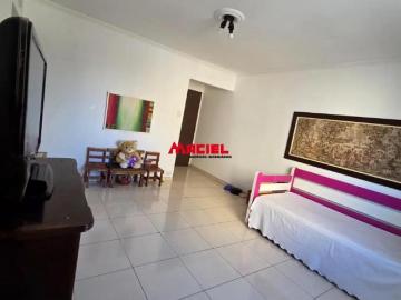 Apartamento amplo de 3 dormitórios no Jardim Ismênia!