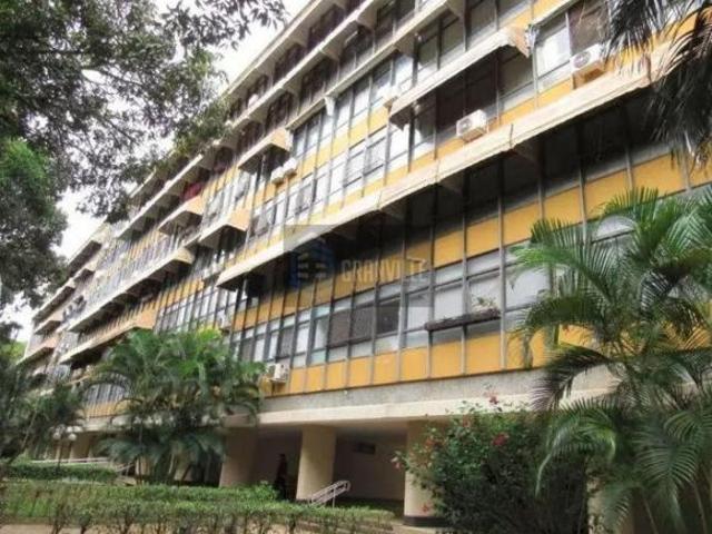 Apartamento amplo de 3 quartos à venda na Asa Norte