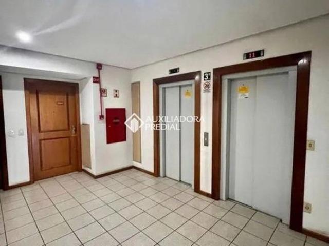 Apartamento Amplo, desocupado, 3 dormitórios, suite, vaga de garagem