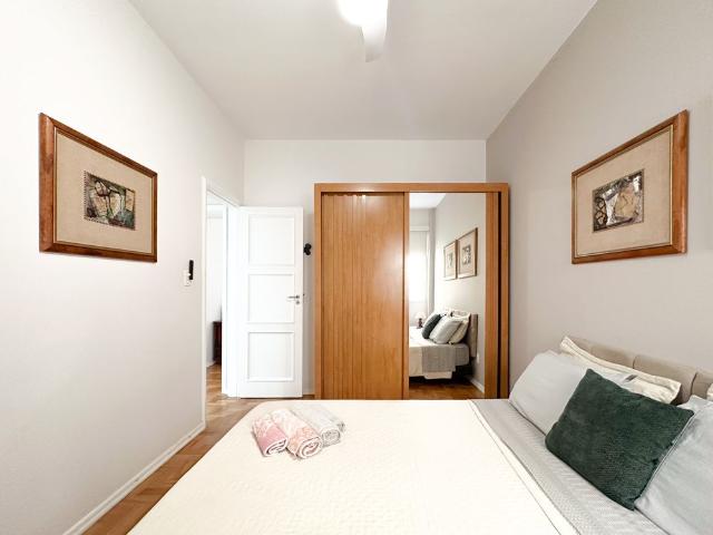 Apartamento amplo e mobiliado em Ipanema