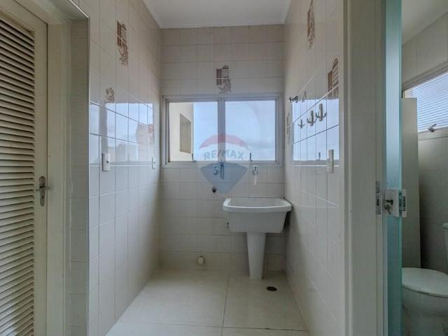 APARTAMENTO AMPLO E CONFORTÁVEL