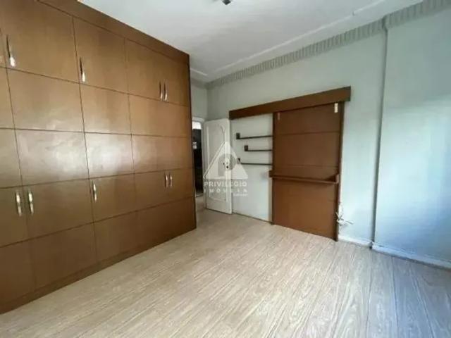 Apartamento amplo em botafogo