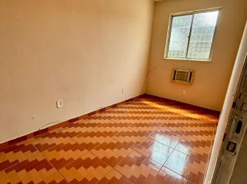 Apartamento amplo em Quintino