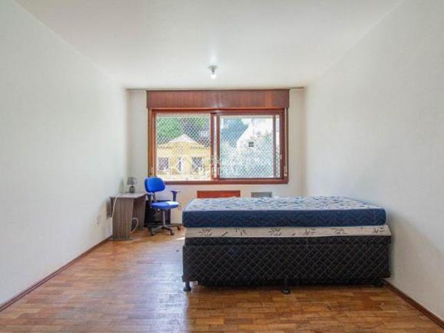 Apartamento amplo, iluminado
