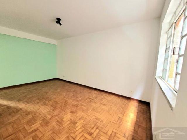 APARTAMENTO AMPLO LOCALIZADO NA PENHA DE FRANÇA