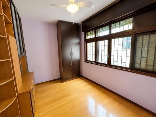 Apartamento amplo na Cidade Baixa – 155 m² | 3 dormitórios | 2 vagas