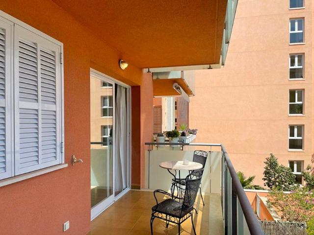 Apartamento amueblado, 2 dormitorios con terraza. piscina y parking, Paseo Marítimo, Palma