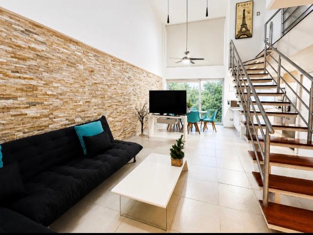 Apartamento amueblado con estilo para alquiler a largo plazo