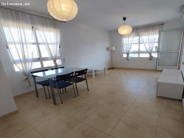 Apartamento amueblado con garaje, trastero y ascensor en El Esparragal