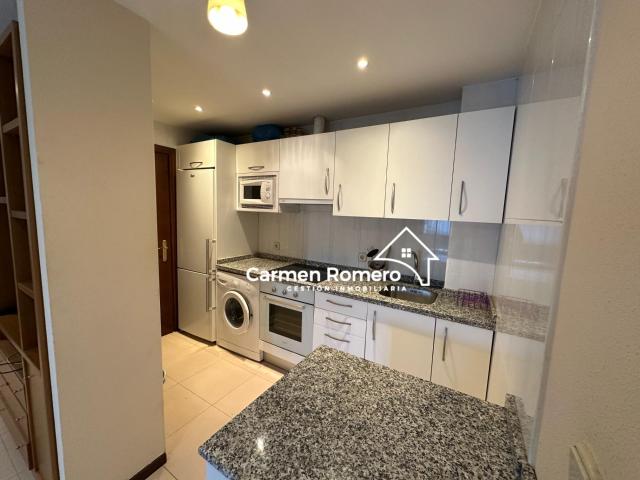 APARTAMENTO AMUEBLADO CON GARAJE JTO. CATEDRAL DE SALAMANCA