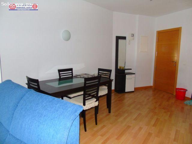 Apartamento amueblado de un dormitorio con calefacción por gas, aire acondicionado en habitación y s