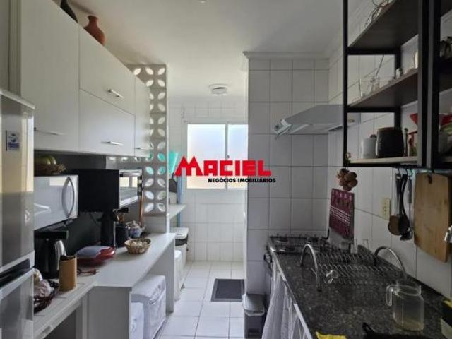 APARTAMENTO ANDAR BAIXO JARDIM DAS INDUSTRIAS 2 VAGAS DE GARAGENS