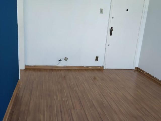 Apartamento antigo novo