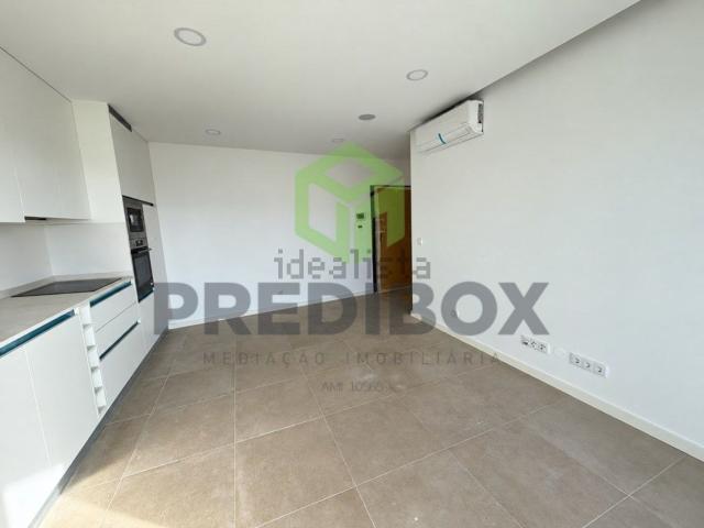 Apartamento, Aradas
