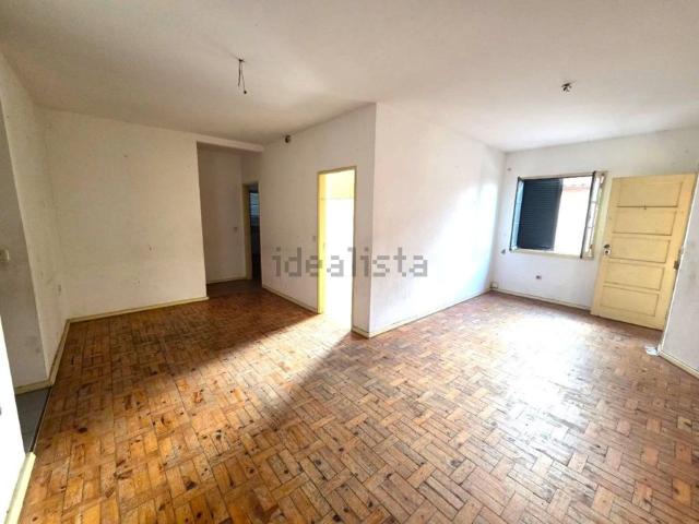 Apartamento, Aradas