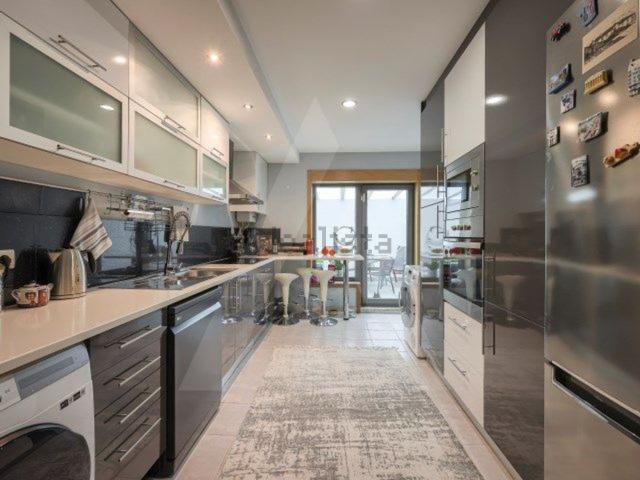 Apartamento, Aradas