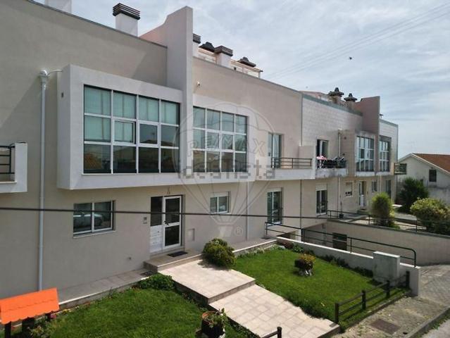 Apartamento, Aradas