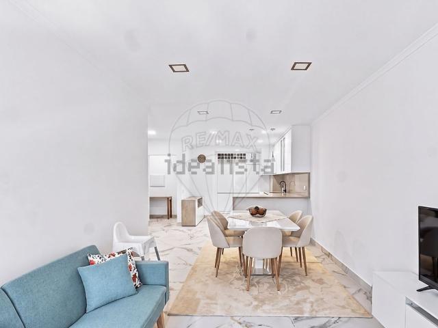 Apartamento, Arco de Baúlhe e Vila Nune
