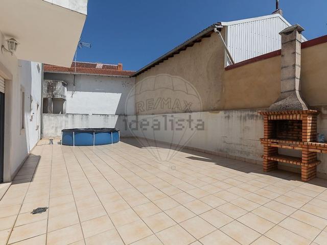 Apartamento, Arcos e Mogofores