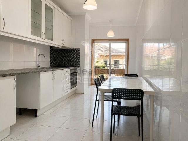Apartamento, Arcozelo