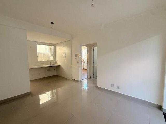 Apartamento Área Privativa à venda 2 quartos suíte vaga descoberta no Santa Branca/BH