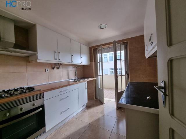 Apartamento arrendar T2 Almada