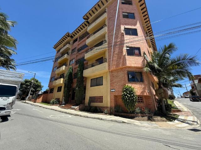 Apartamento arriendo San Antonio