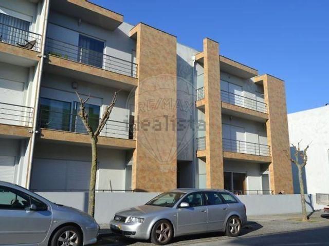 Apartamento, Árvore