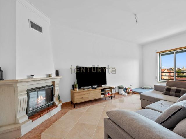 Apartamento, Atalaia e Alto Estanqueiro Jardia