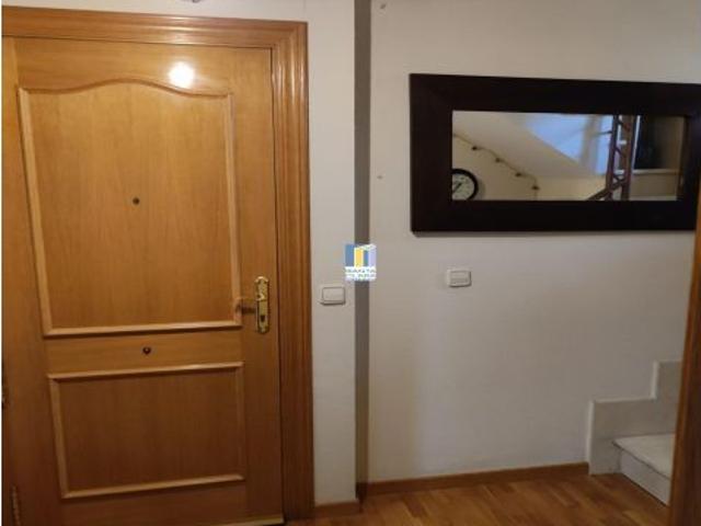 APARTAMENTO ÁTICO DÚPLEX EN ALQUILER CON UN DORMITORIO EN ZONA LOS BLOQUES ZAMORA