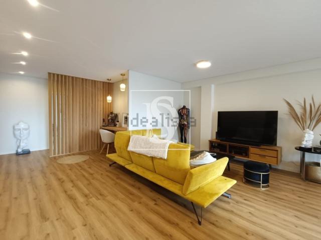 Apartamento, Aver o Mar