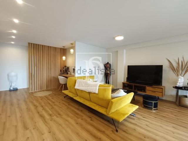 Apartamento, Aver o Mar