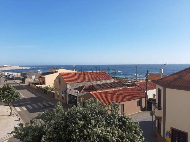 Apartamento, Aver o Mar