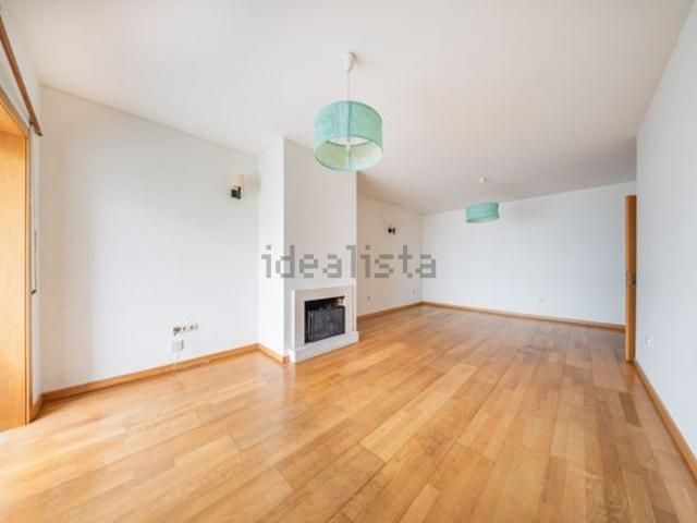 Apartamento, Aves