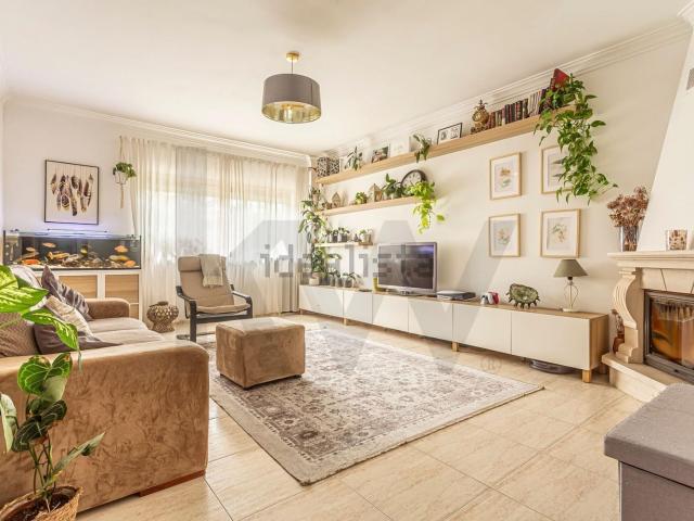 Apartamento, Azeitão