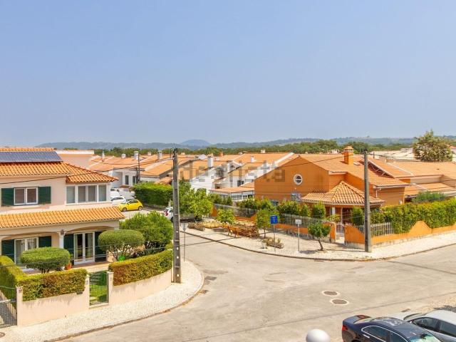 Apartamento, Azeitão