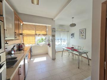 Apartamento, Azeitão