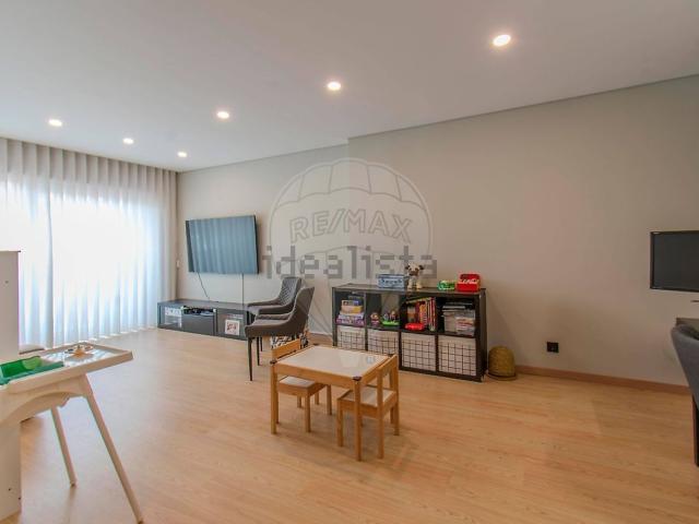 Apartamento, Baguim do Monte