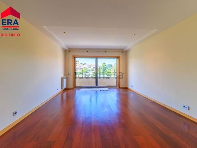 Apartamento, Baguim do Monte