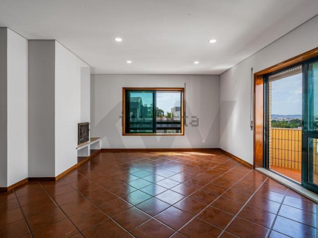 Apartamento, Baguim do Monte