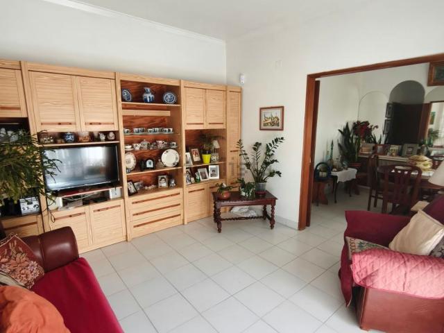 Apartamento, Moita