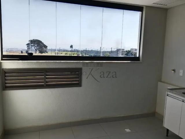 Apartamento Bairro da Floresta Avante Condomínio Clube 2 Dormitórios 58m²